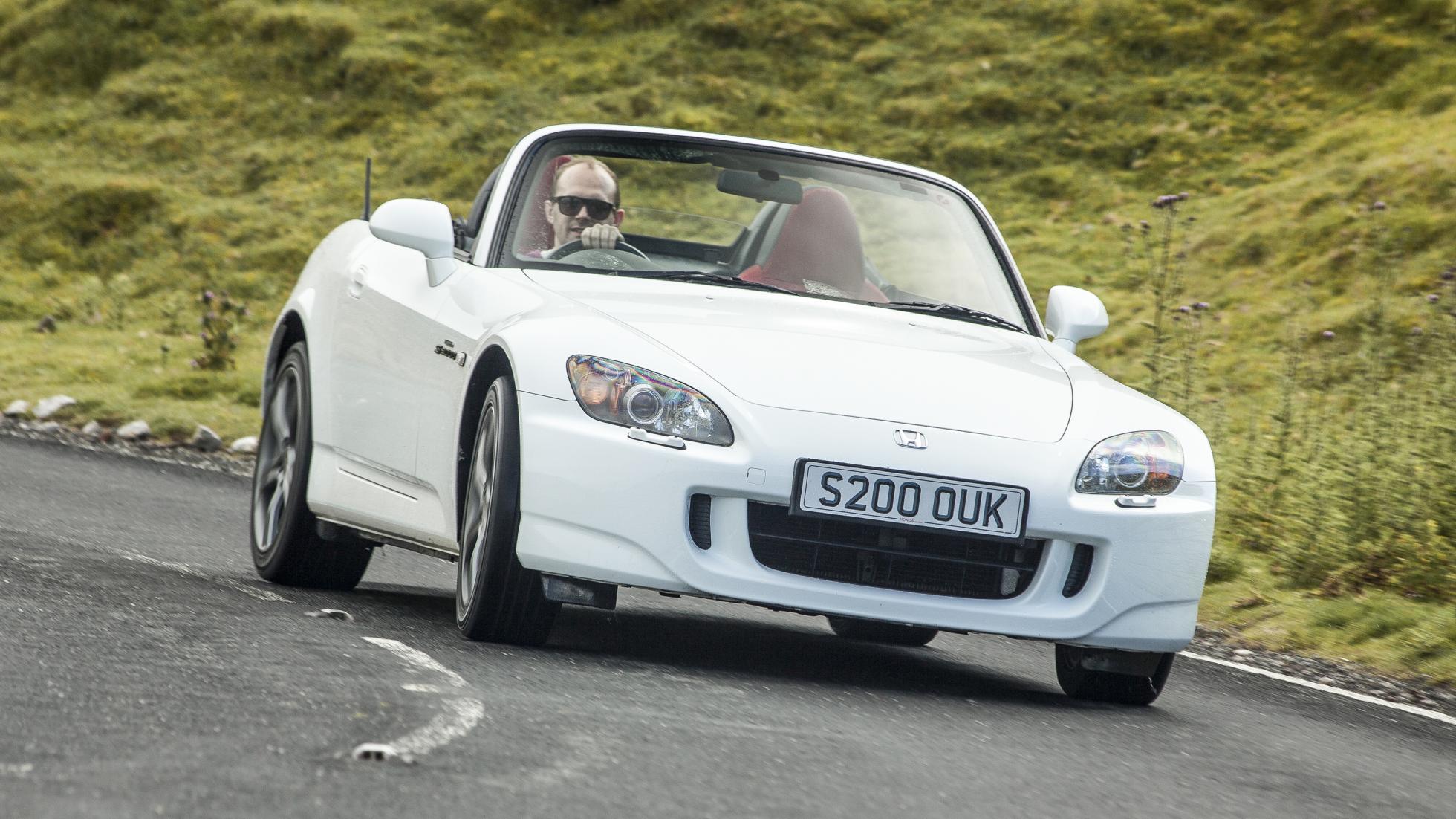 10 amazing engines you need to buy and the cars to buy them in 