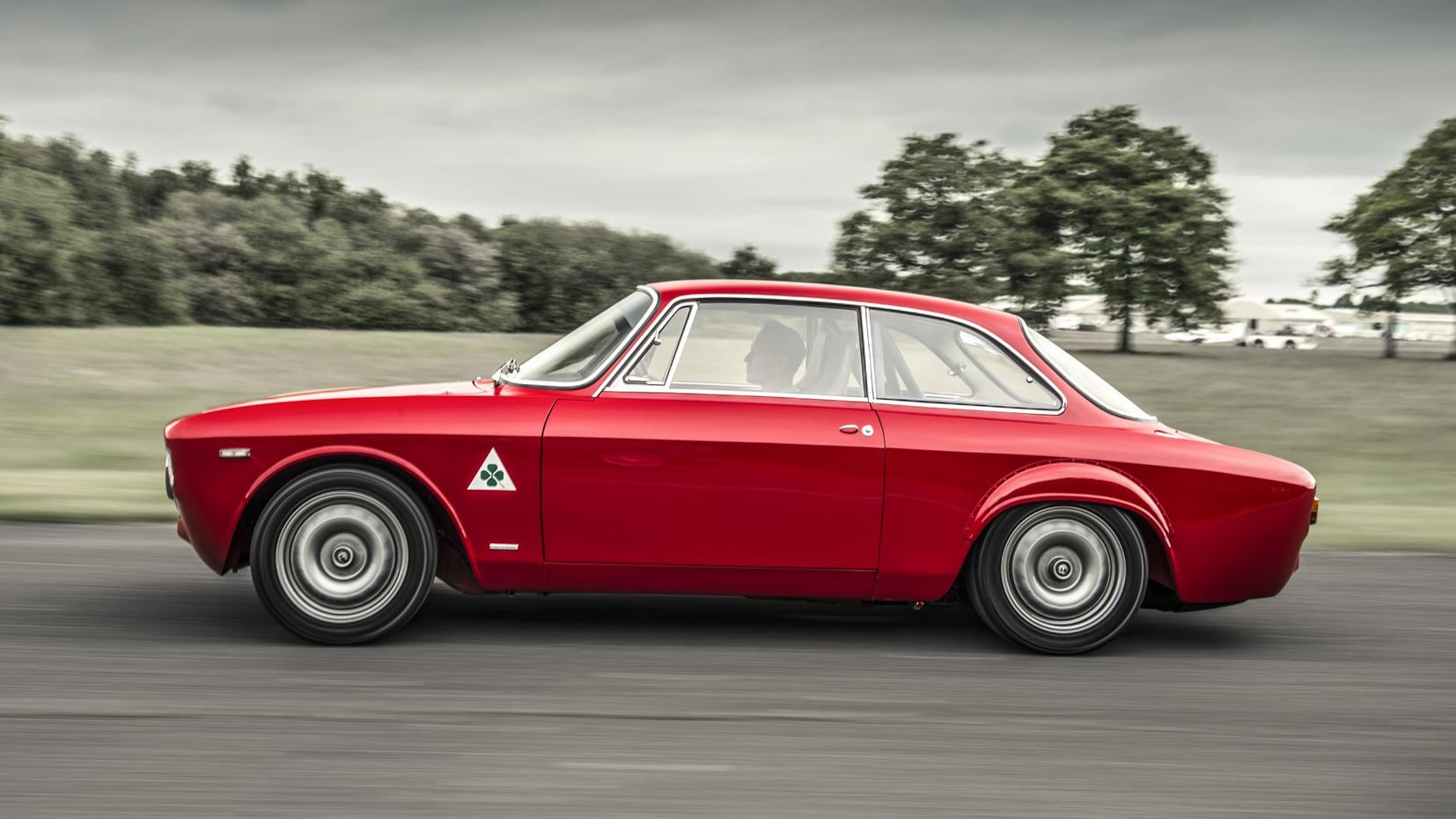 Restomod of the week: Alfaholics GTA-R | Top Gear