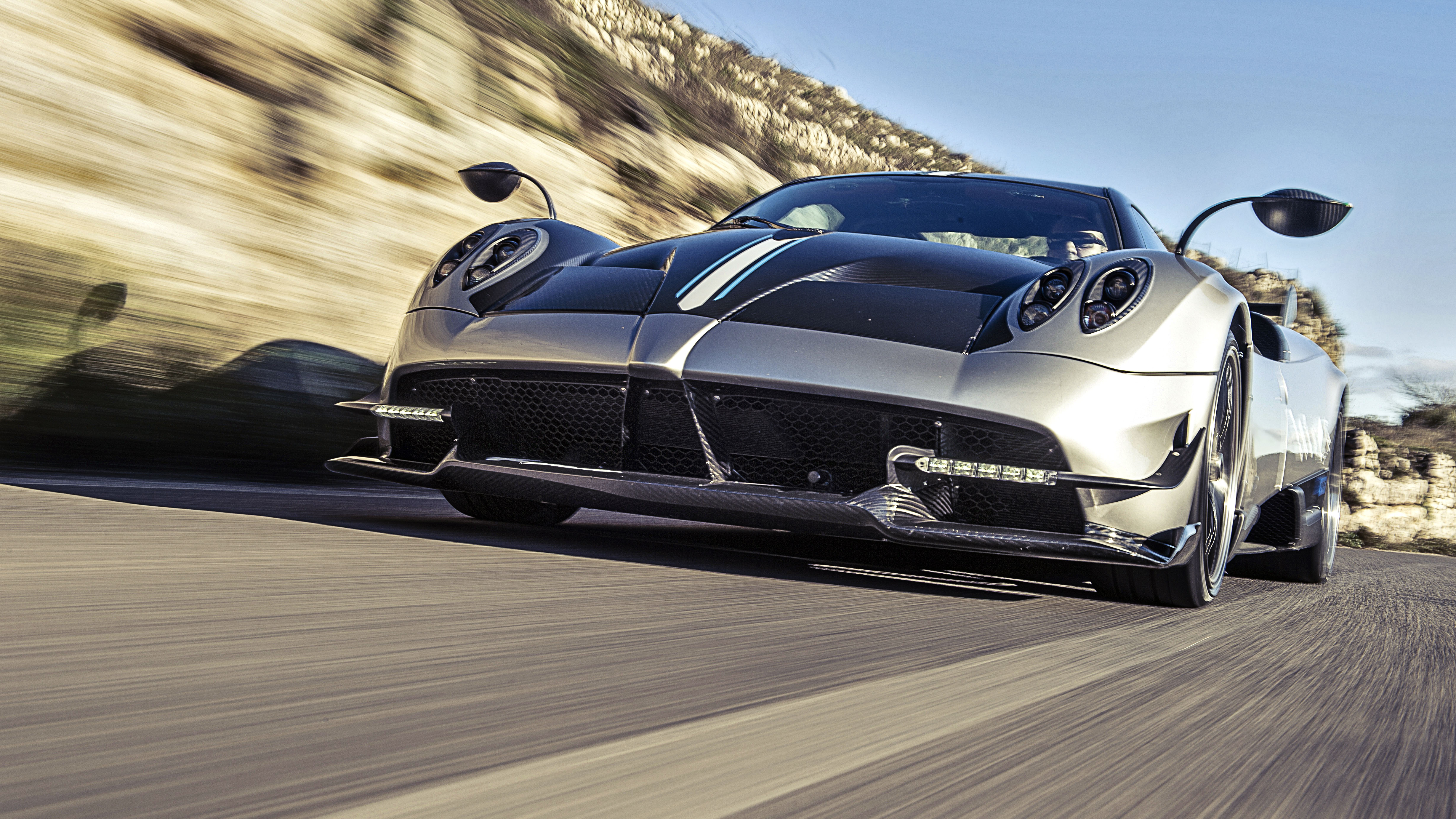 Flat out in the Pagani Huayra BC | Top Gear, image size:4915x2764