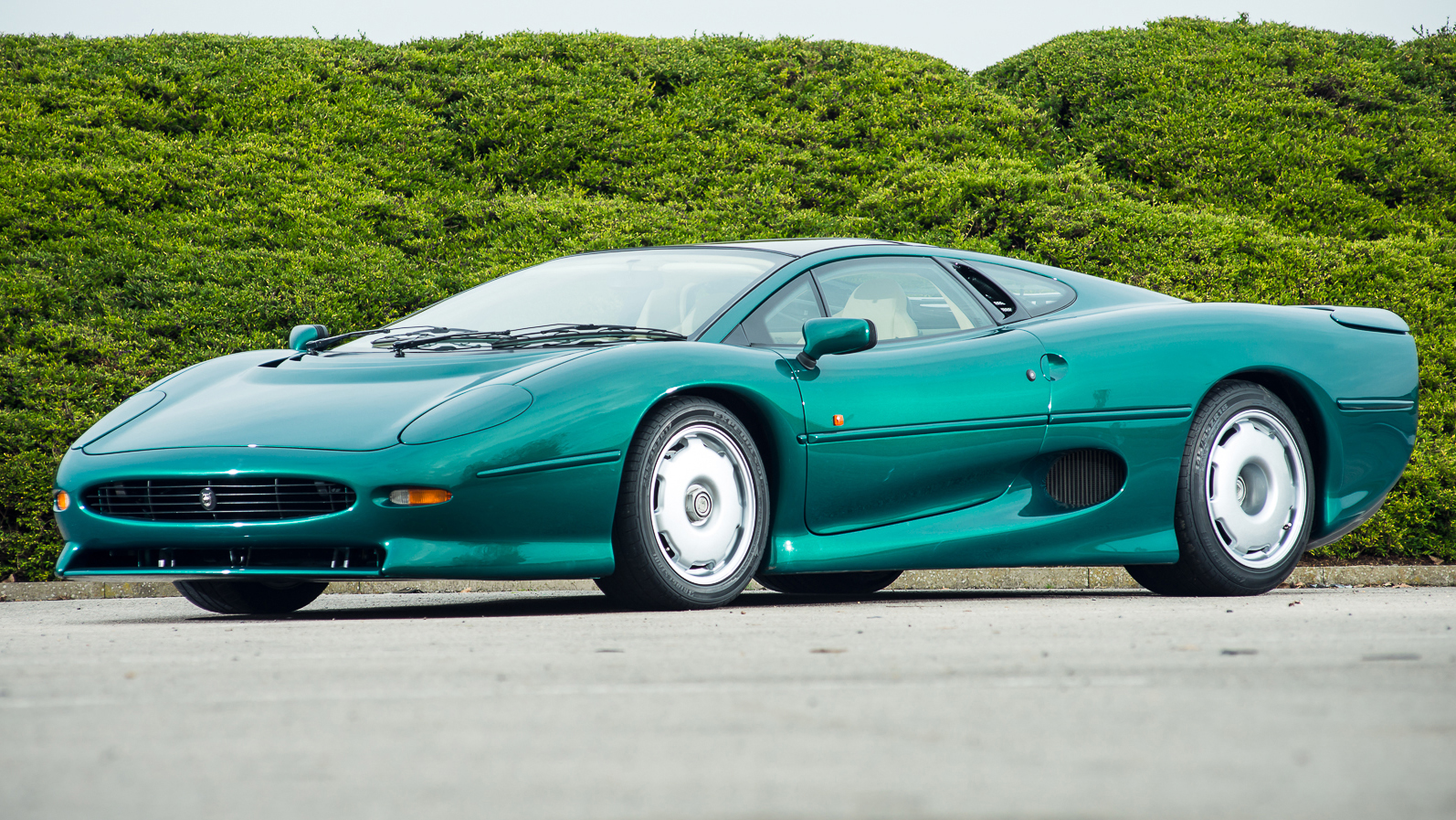 Amazon.co.jp: ジャガー XJ220 1991 グリーンメタリック