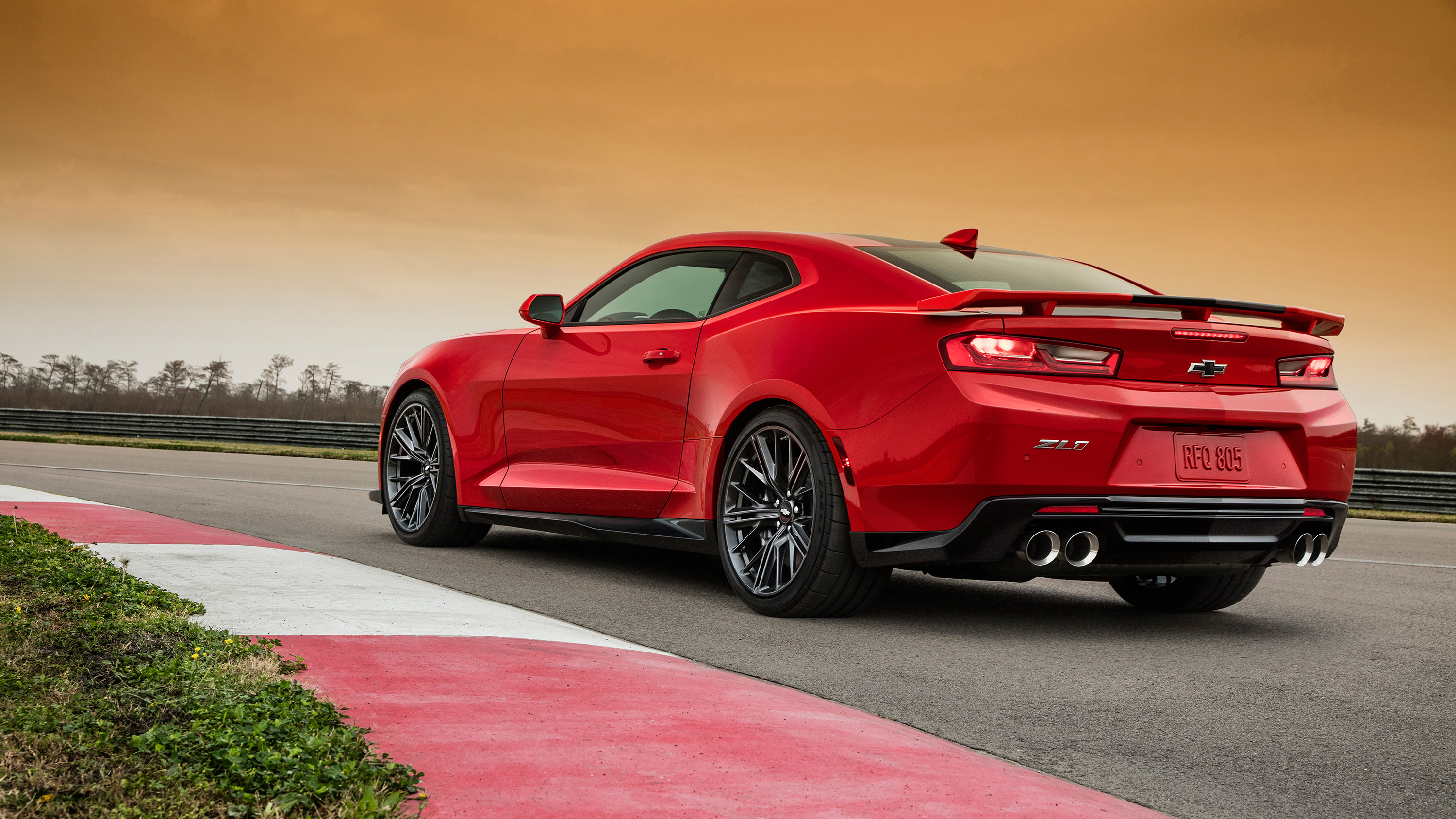 Ride Along Flat Out In The New Camaro Zl1 Top Gear