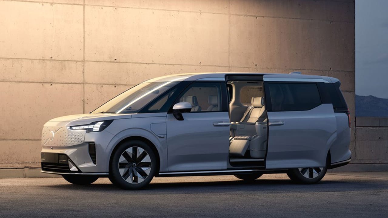 Volvo EM90 Electric MPV