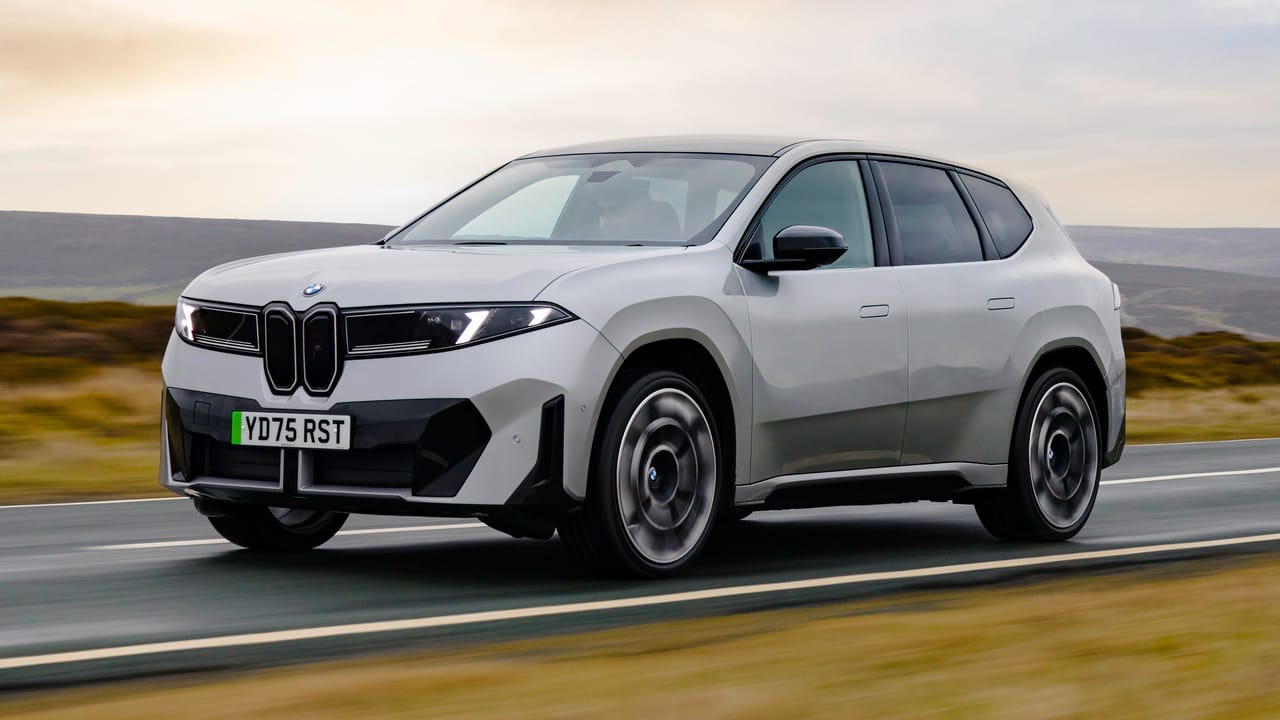 Here are 43 electric cars that can do over 400 miles on one charge