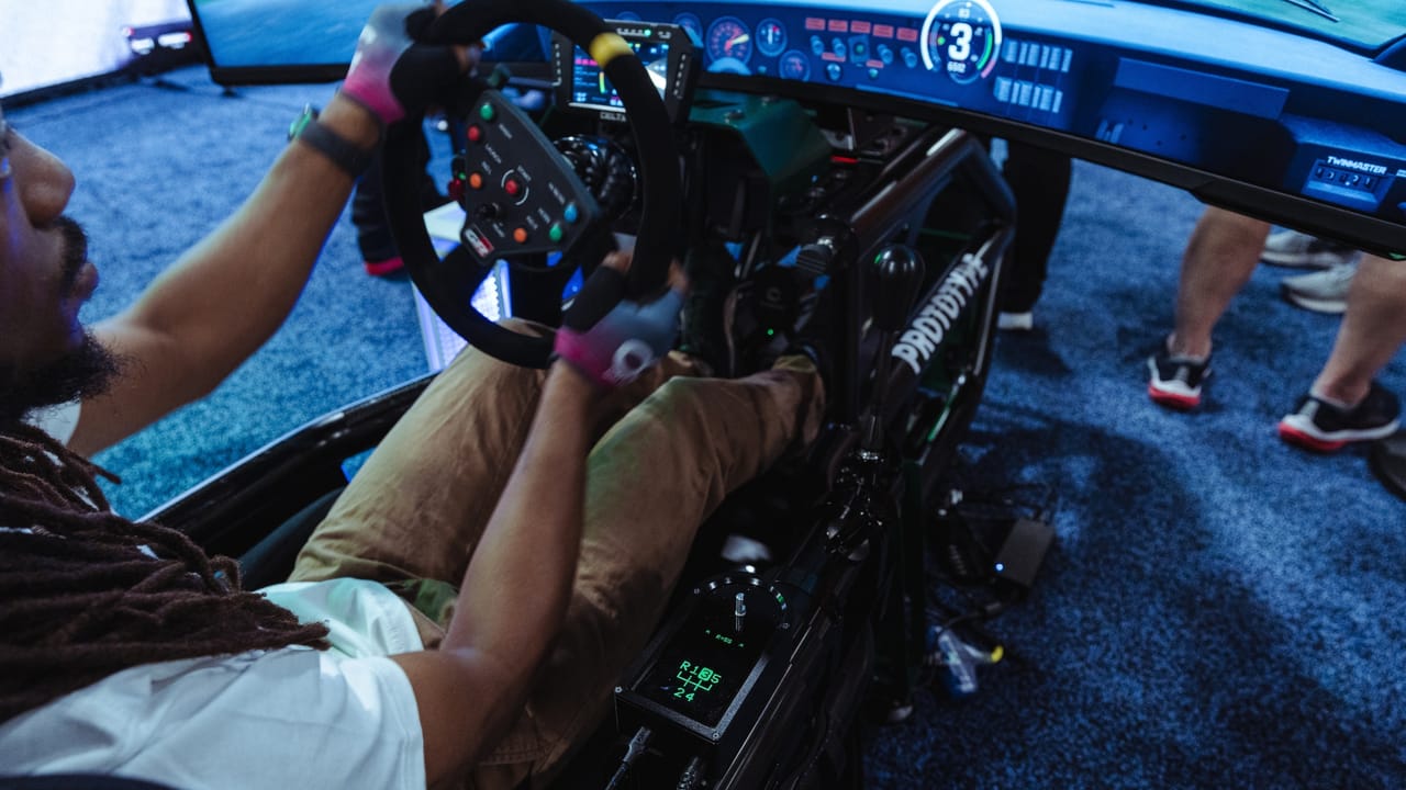 The six coolest things at SimRacing Expo Charlotte