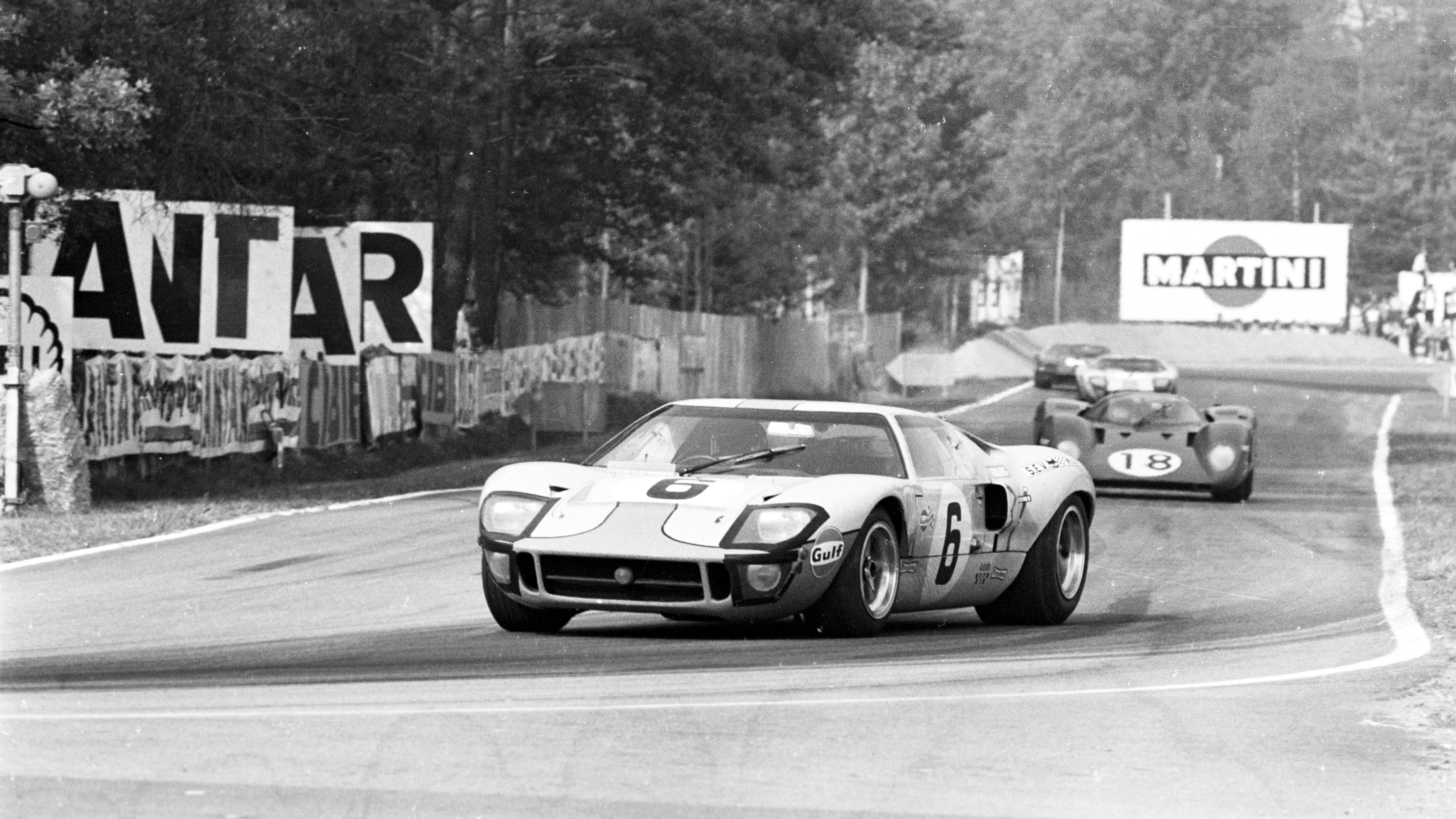 The legend of the Ford GT40