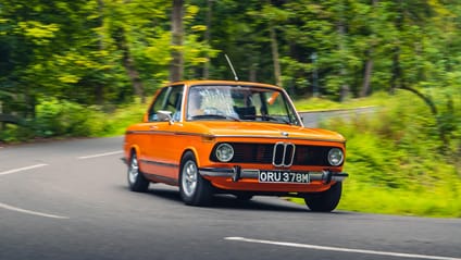 BMW 2002 Tii orange