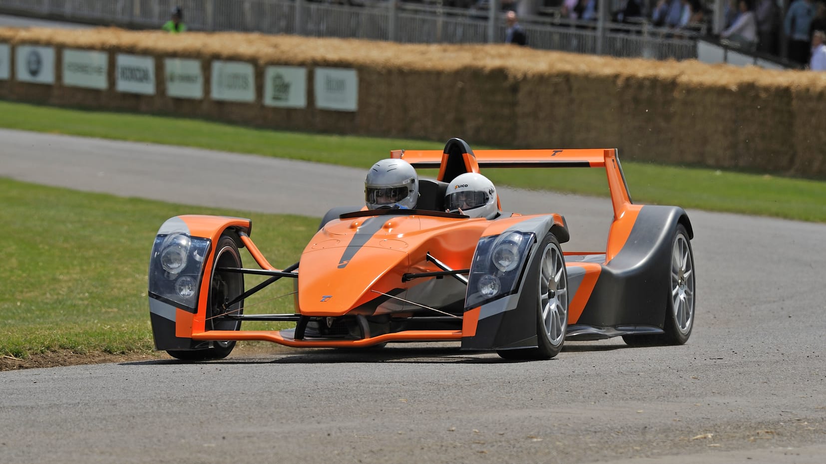 Caparo t1