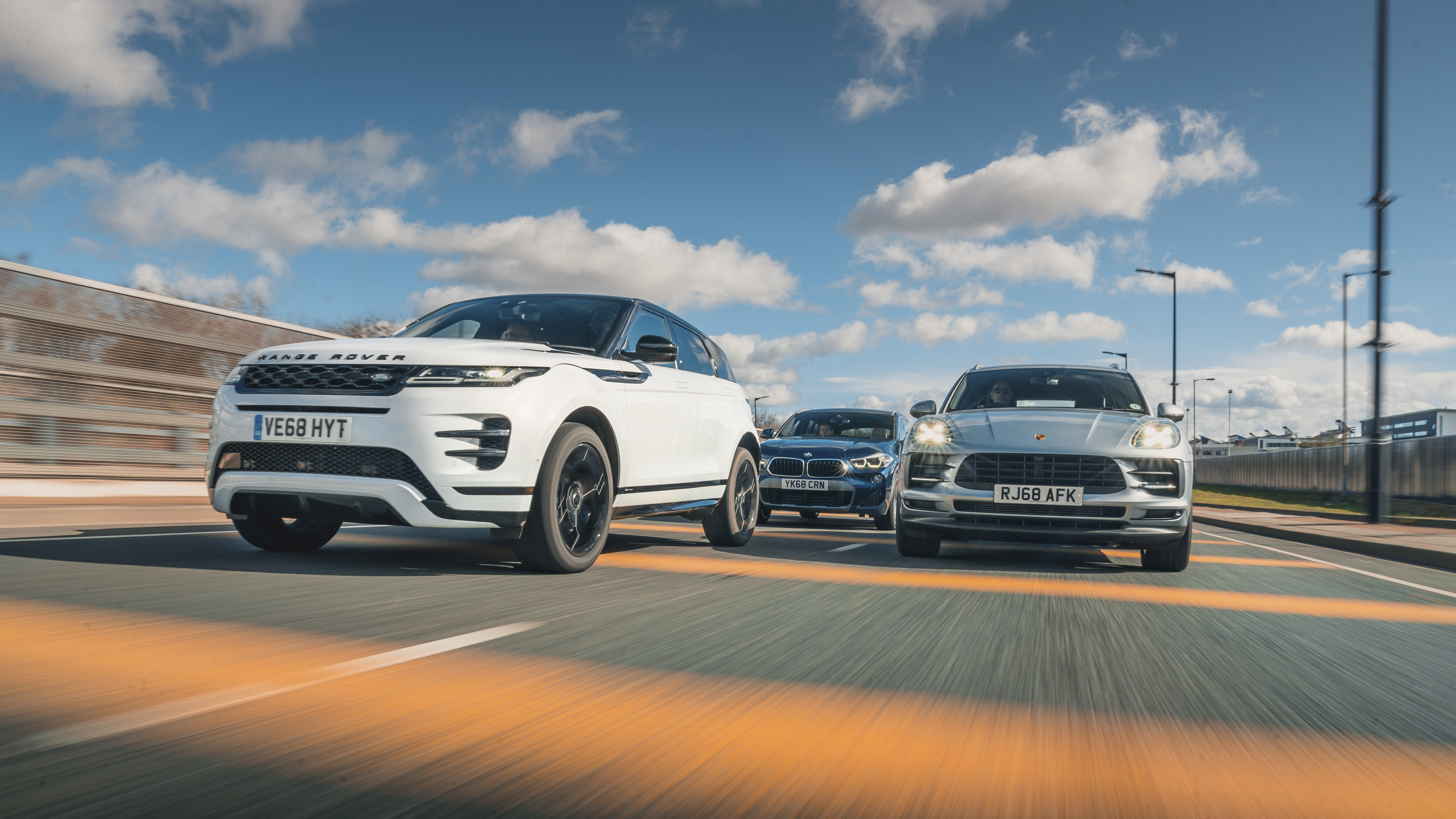 Range Rover Evoque vs. Sport, Differences