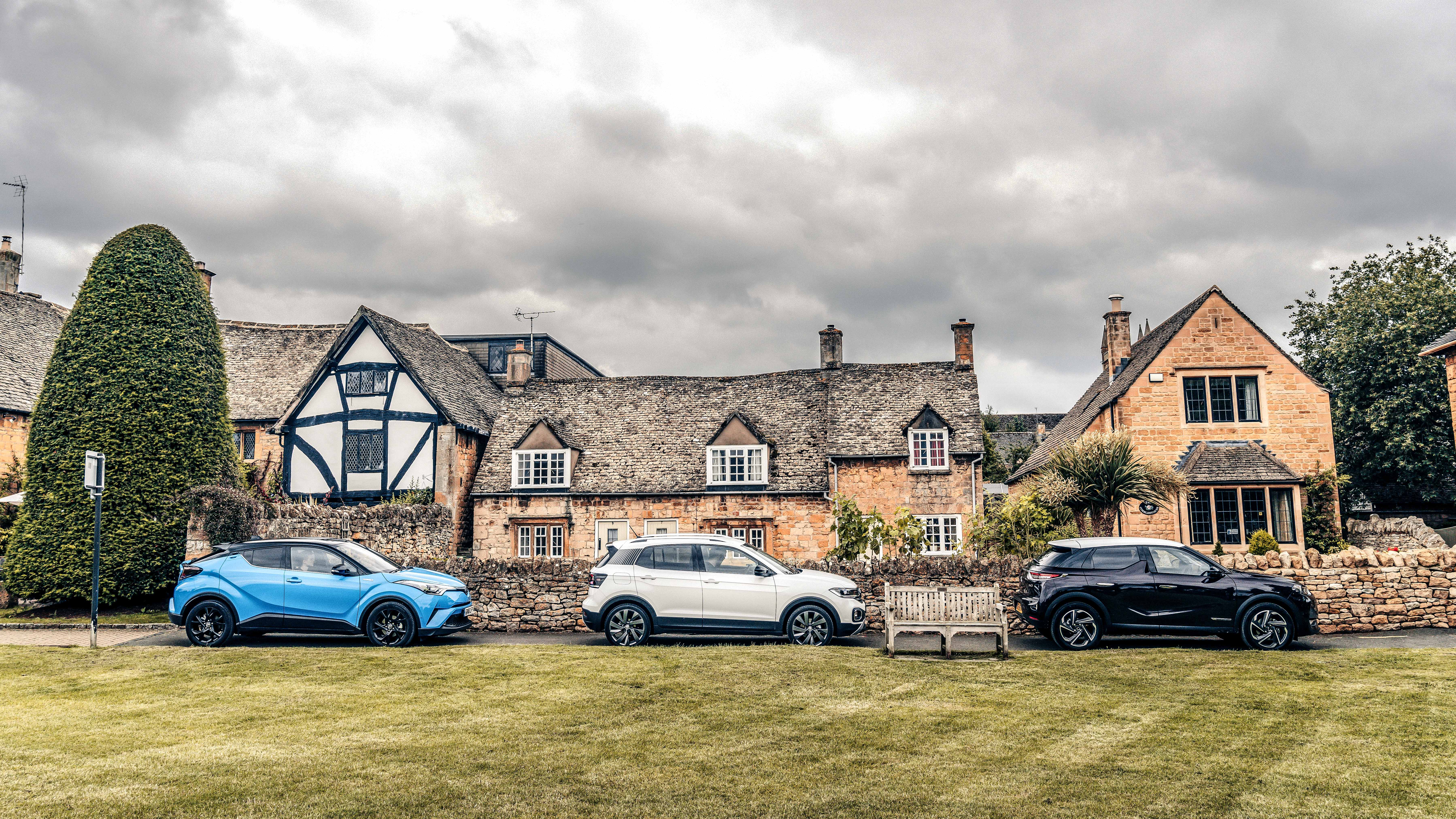 Tg S Small Suv Test Vw T Cross Vs Ds 3 Crossback Vs Toyota C Hr Top Gear