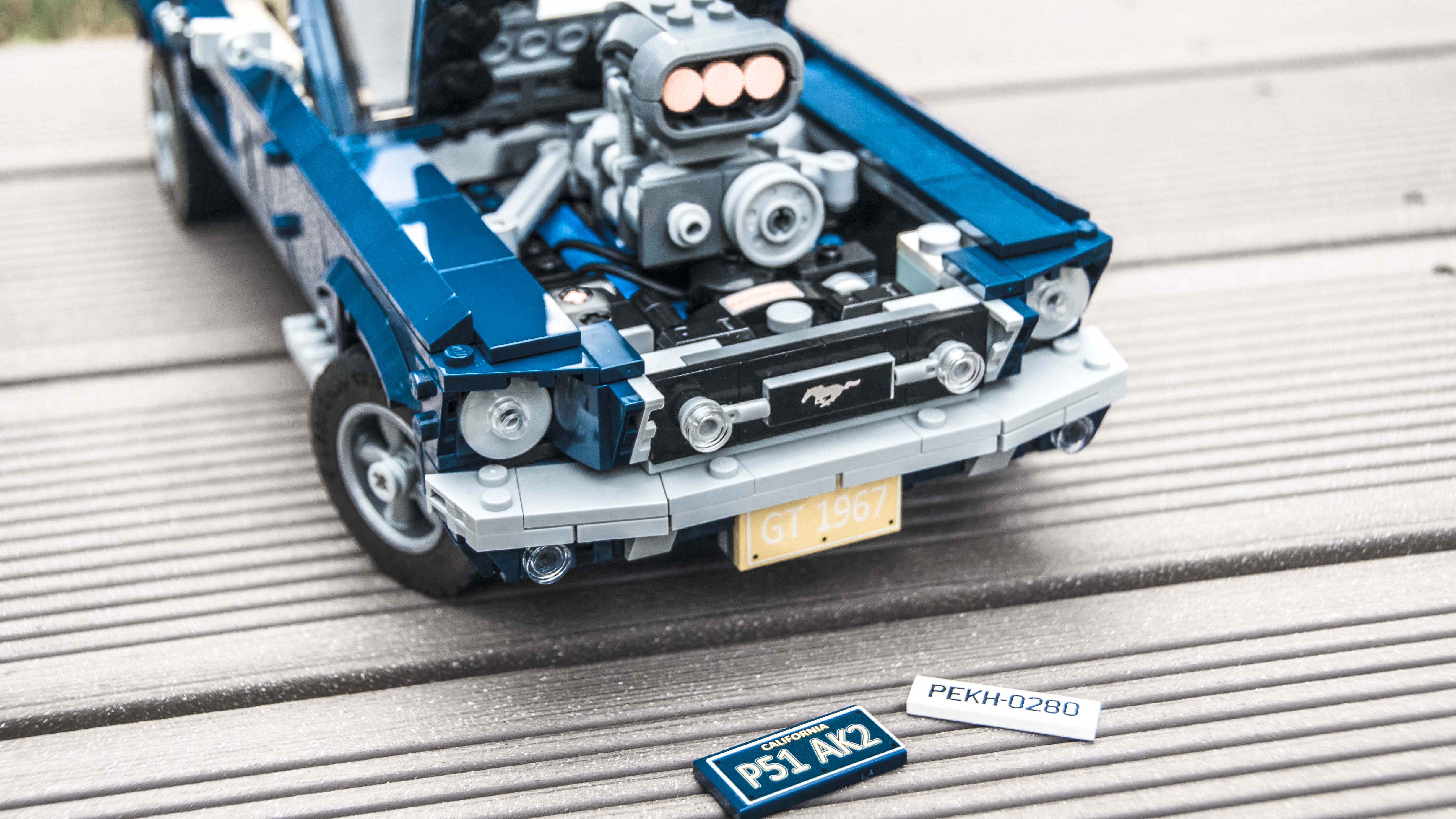 Eight of the nicest details in the Lego Ford Mustang GT