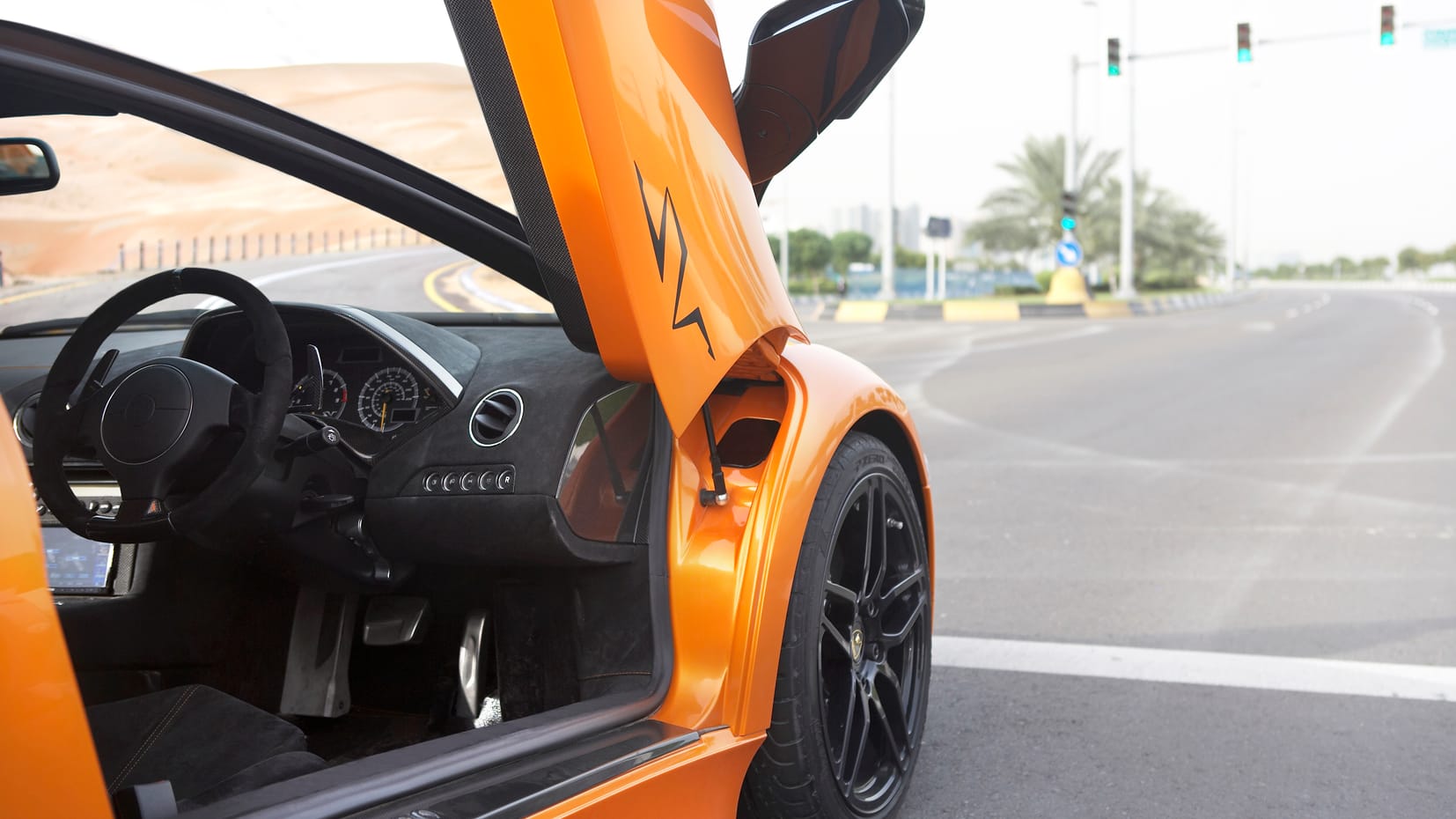 Gawp at these pics of a Lambo Murcielago SV in the desert | Top Gear