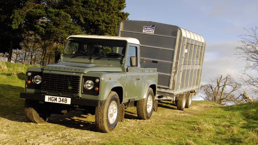 TG waves farewell to the Land Rover Defender | Top Gear