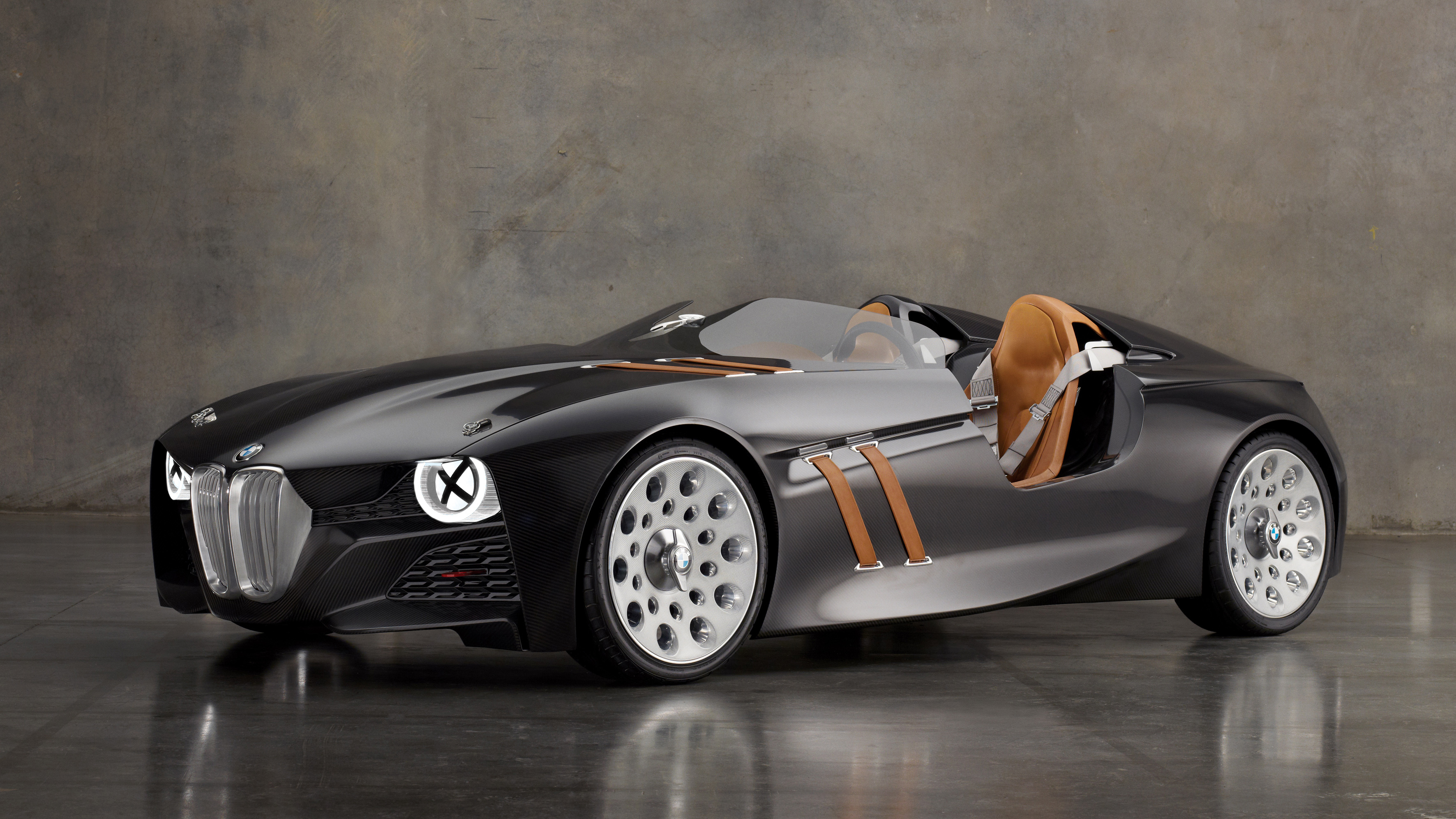 Concept roadster outlet