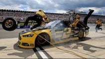Keselowski's wild moment on pit road