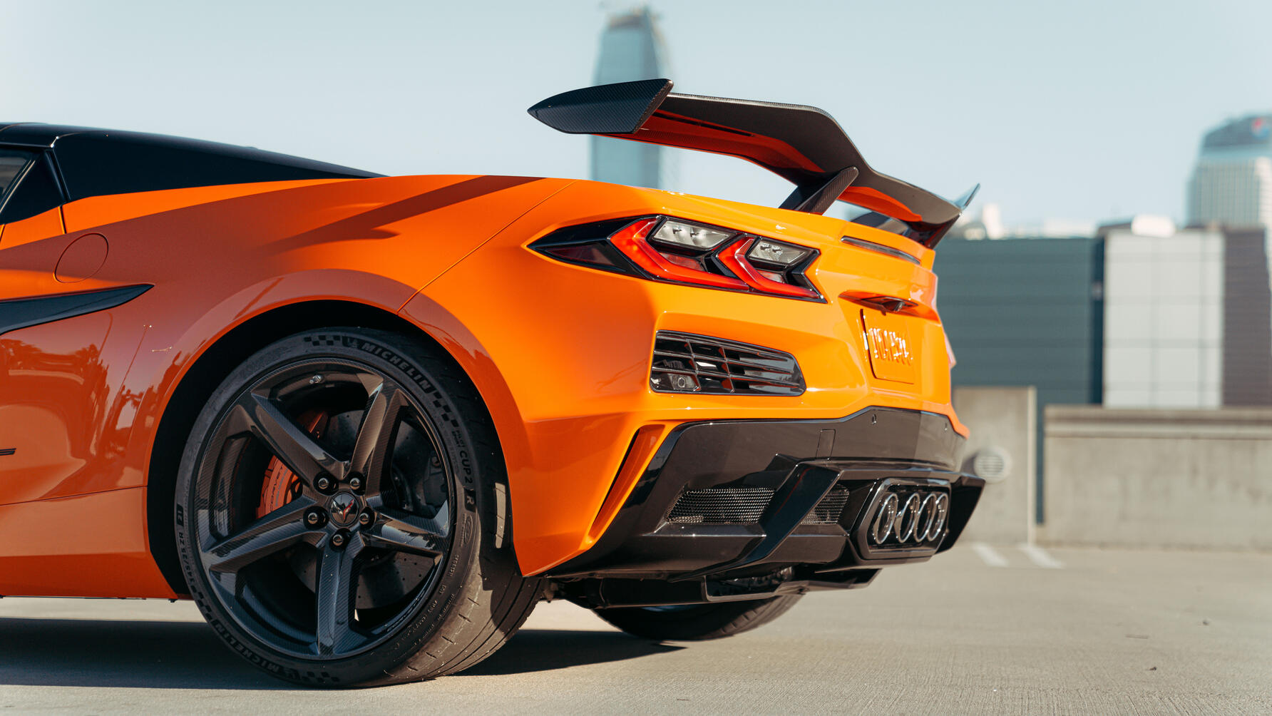 Ampliffy Naranja 2023 C8 Corvette Z06