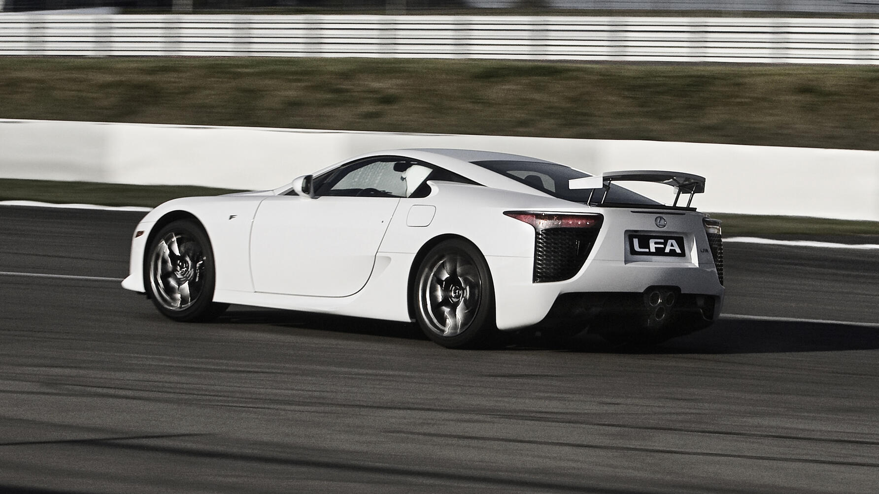Lexus LFA feature Top Gear