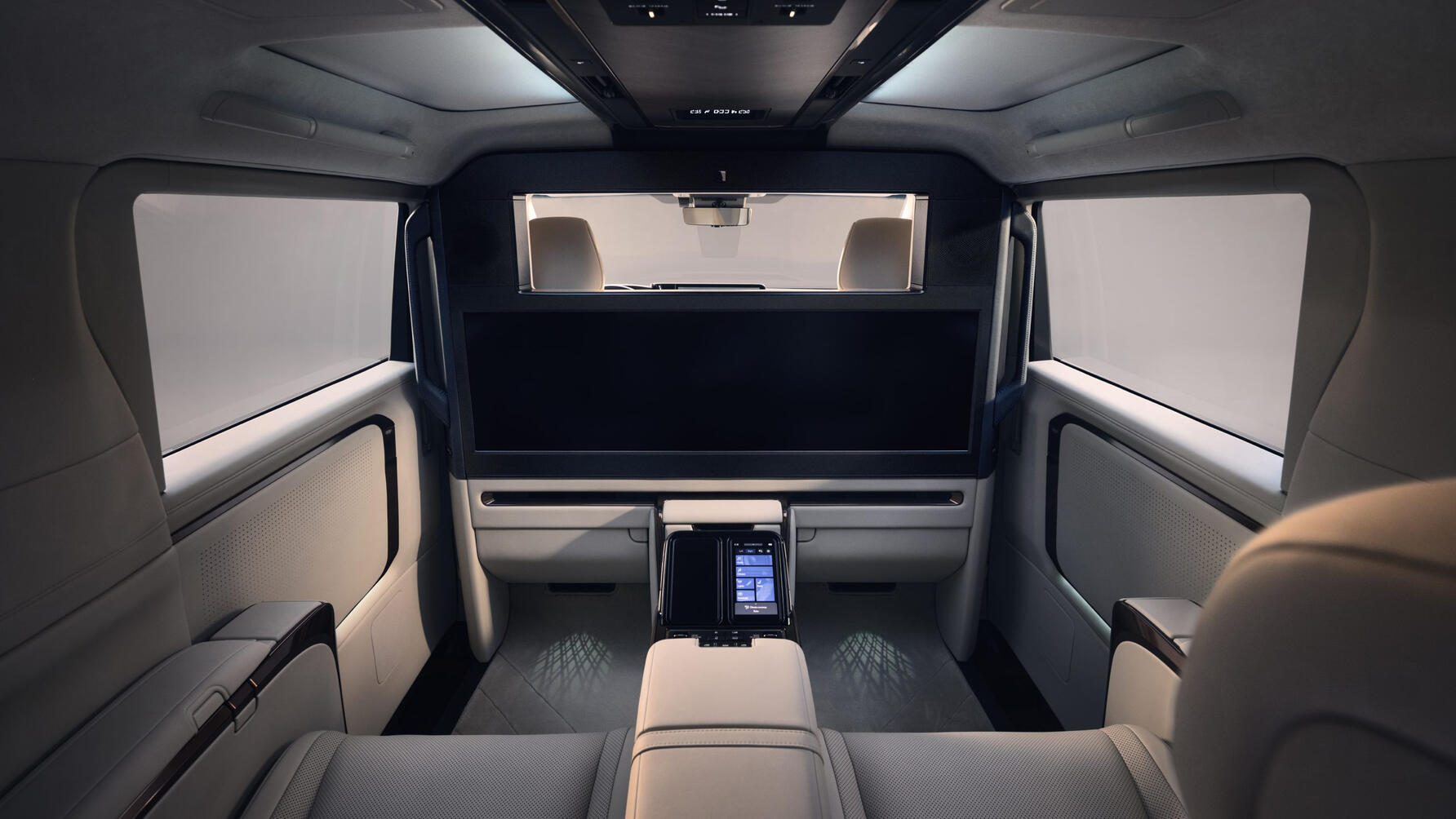 Lexus LM Top Gear