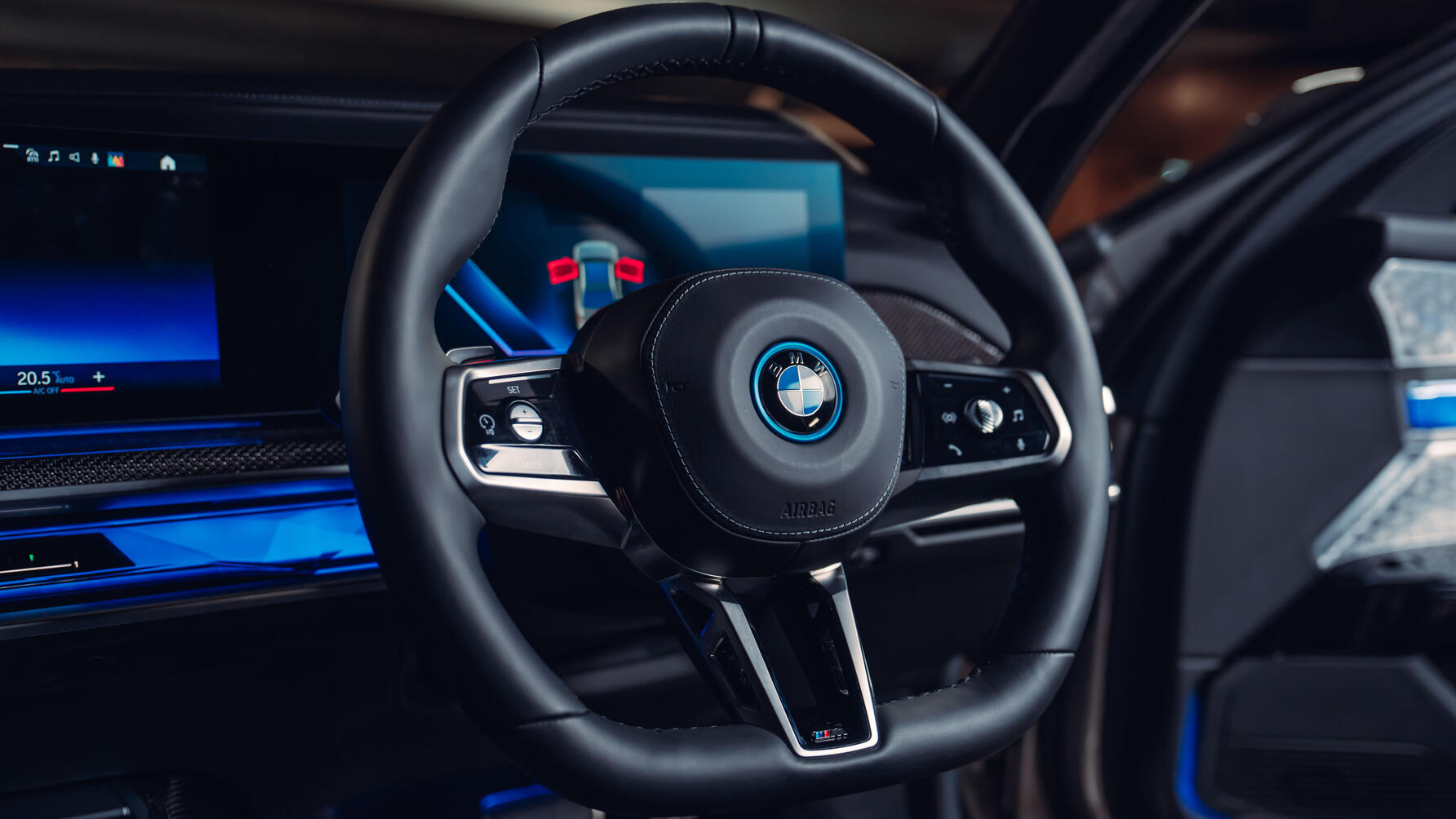 Battle of the barges: BMW i7 vs Mercedes-Benz S-Class