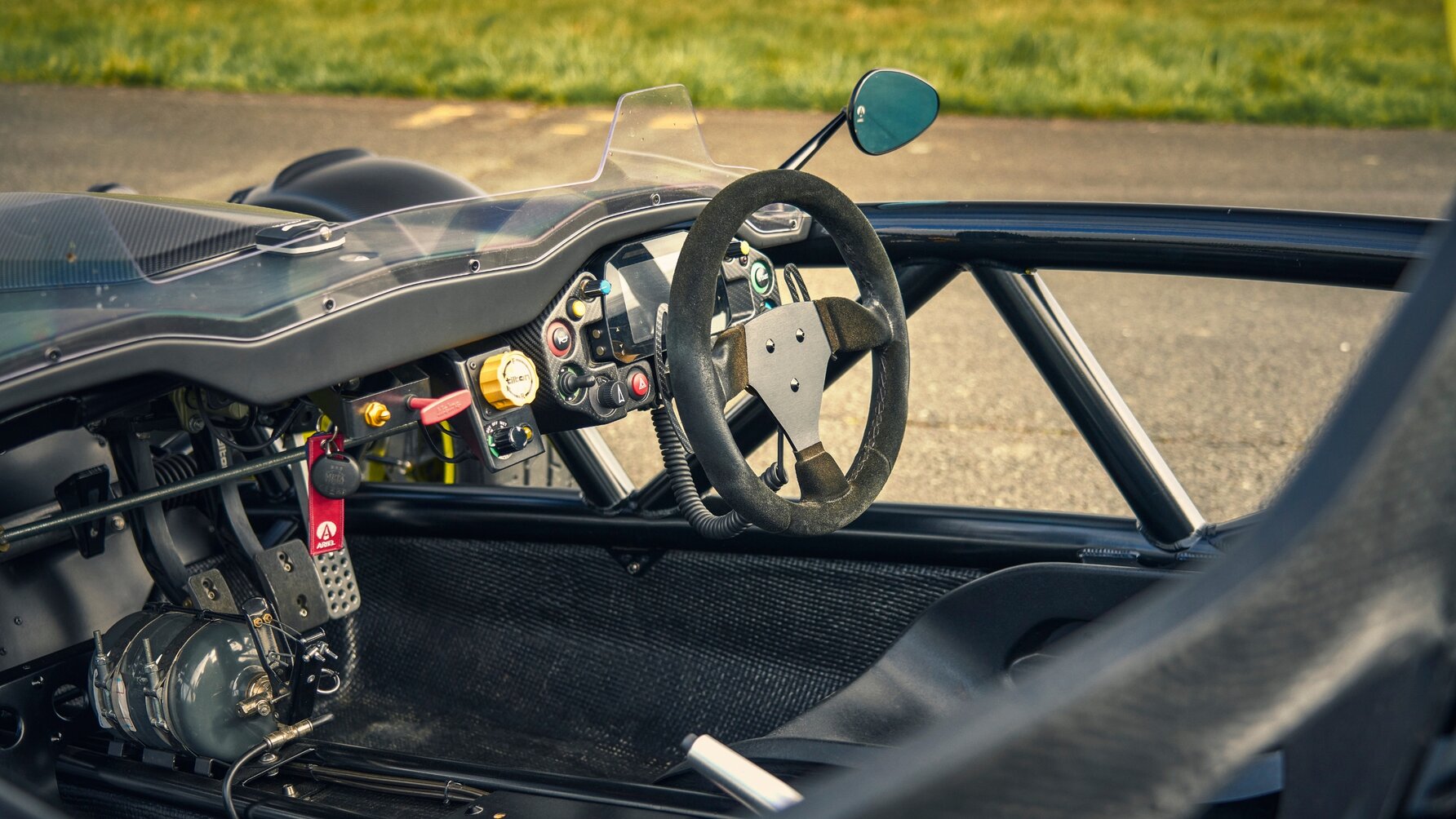 Ariel Atom 4RR Vs Nichols N1A
