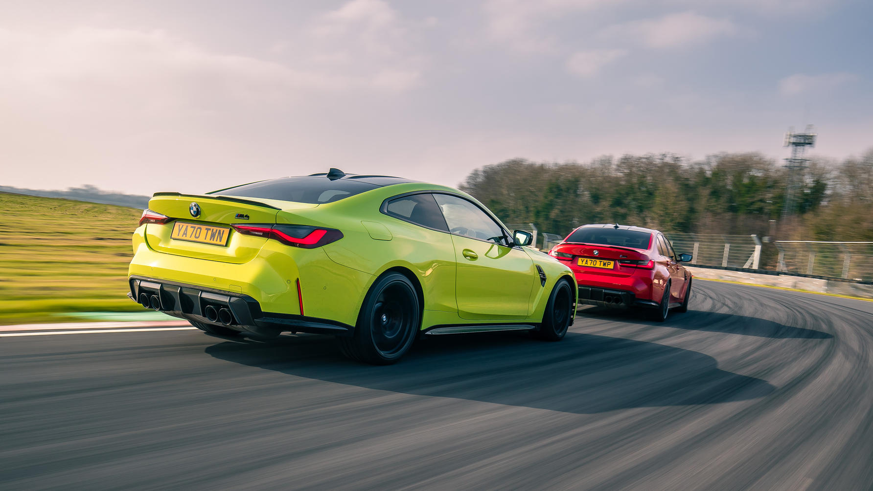 The new BMW M3 meets its 6cyl ancestors... and the M4 Top Gear